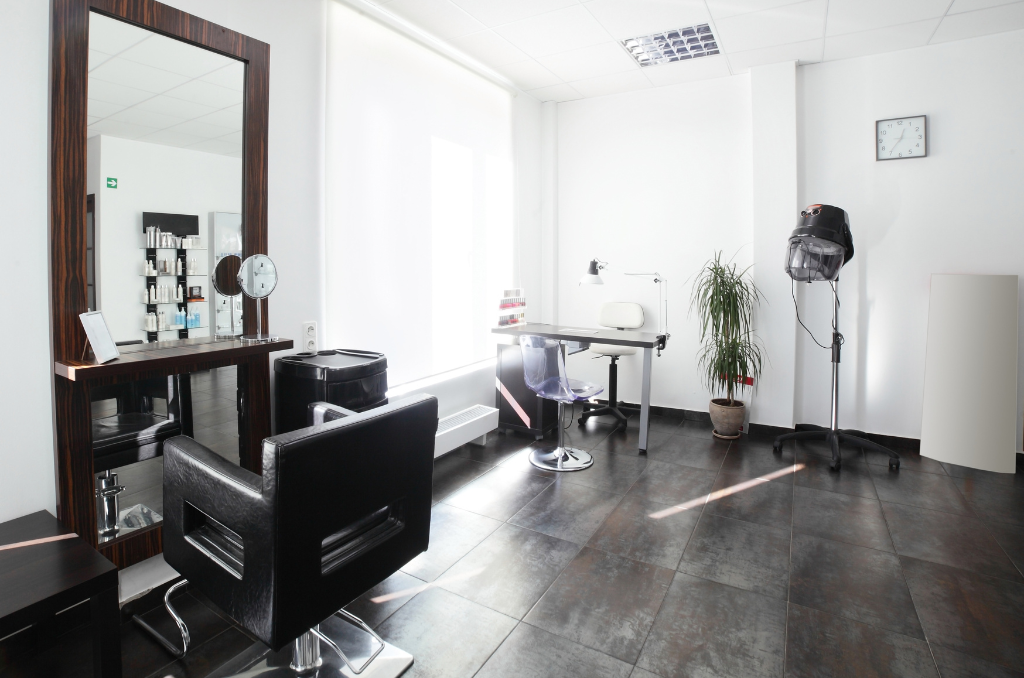 美容室の開業にはなぜ保健所の確認が必要なのか